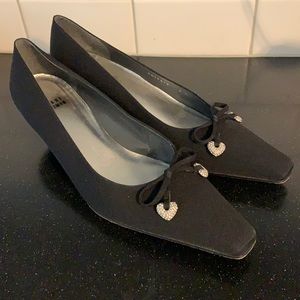 Stuart Weitzman pumps